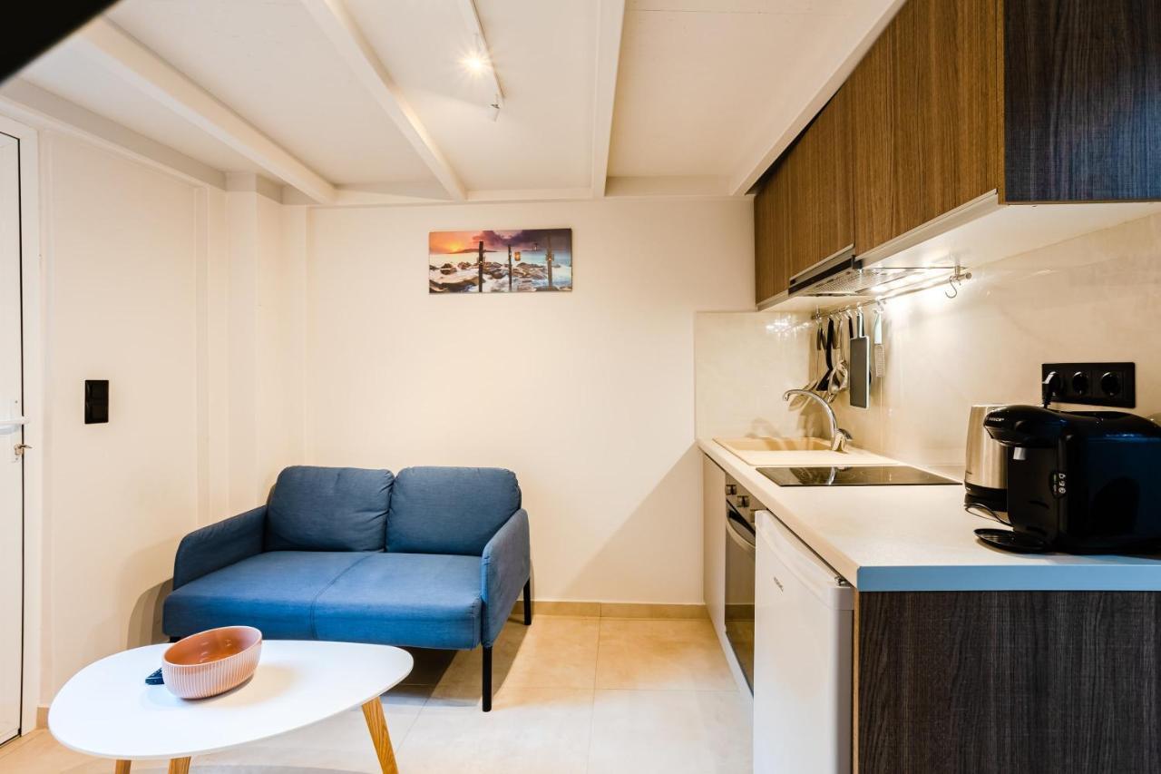 Uncover Kalamata'S Hidden Gem - Cosy City Nest Exterior foto